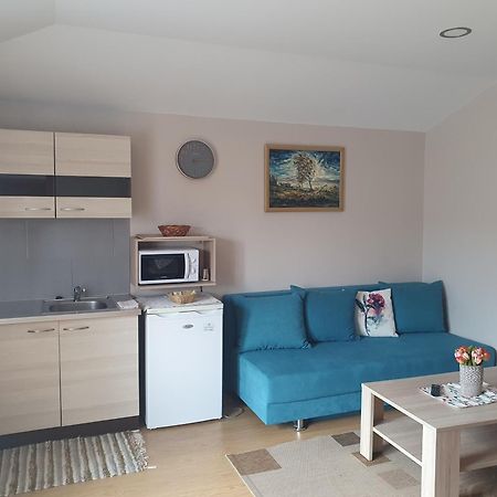 Privat Bartky Vrbov Exterior foto