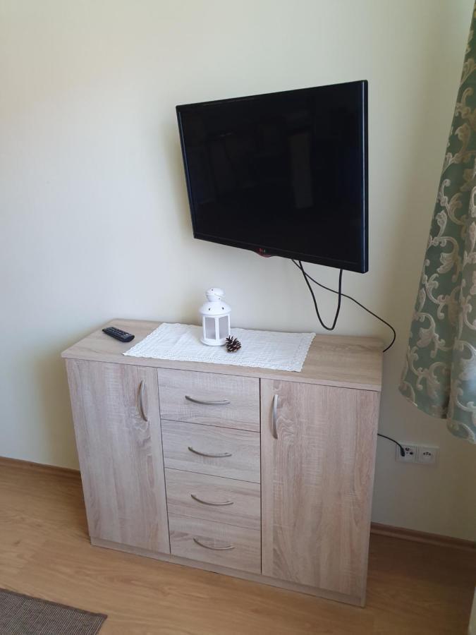 Privat Bartky Vrbov Exterior foto