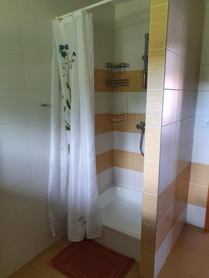Privat Bartky Vrbov Exterior foto